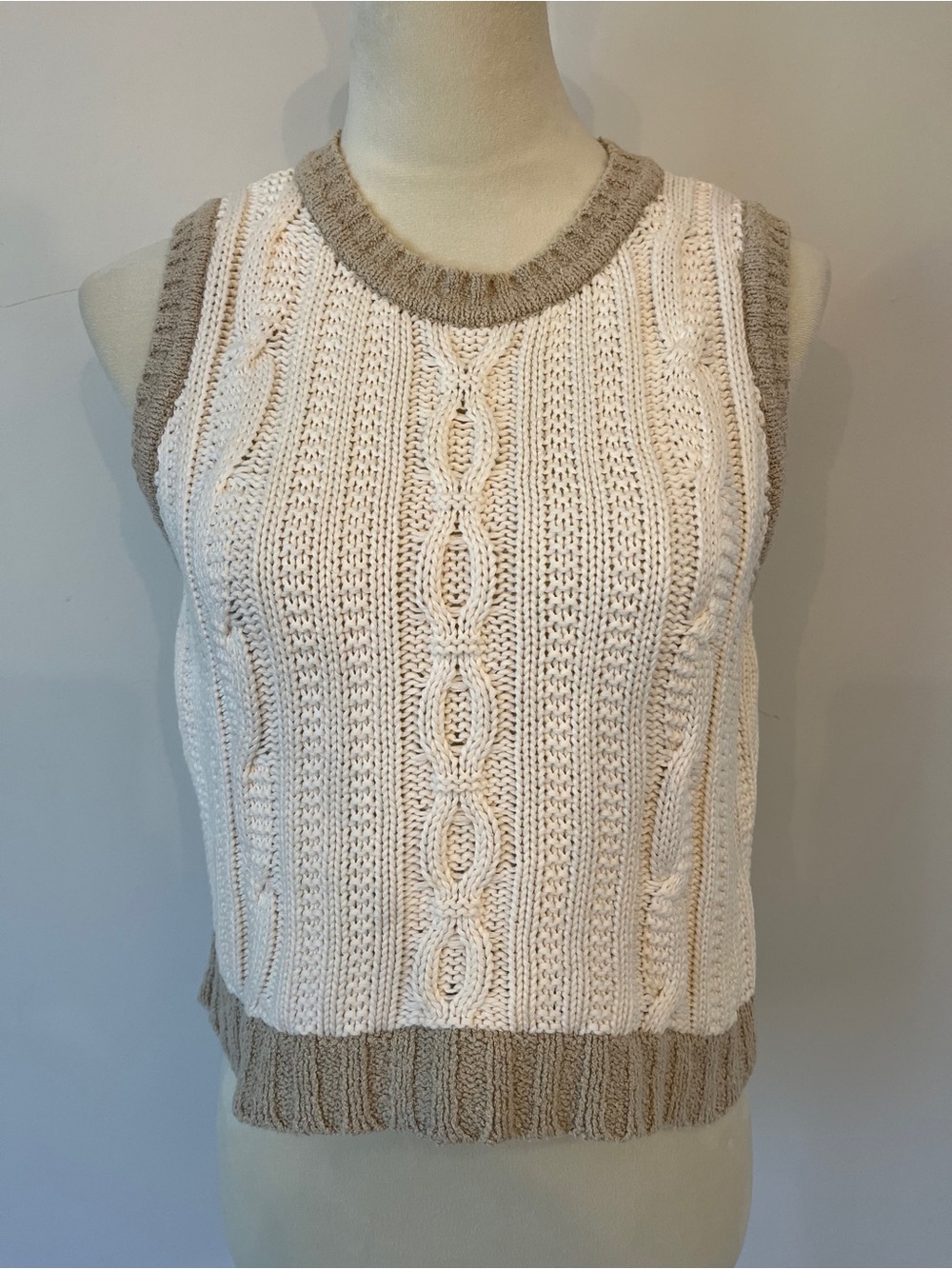Liz Claiborne Cream Cable Knit Tank with Tan Trim